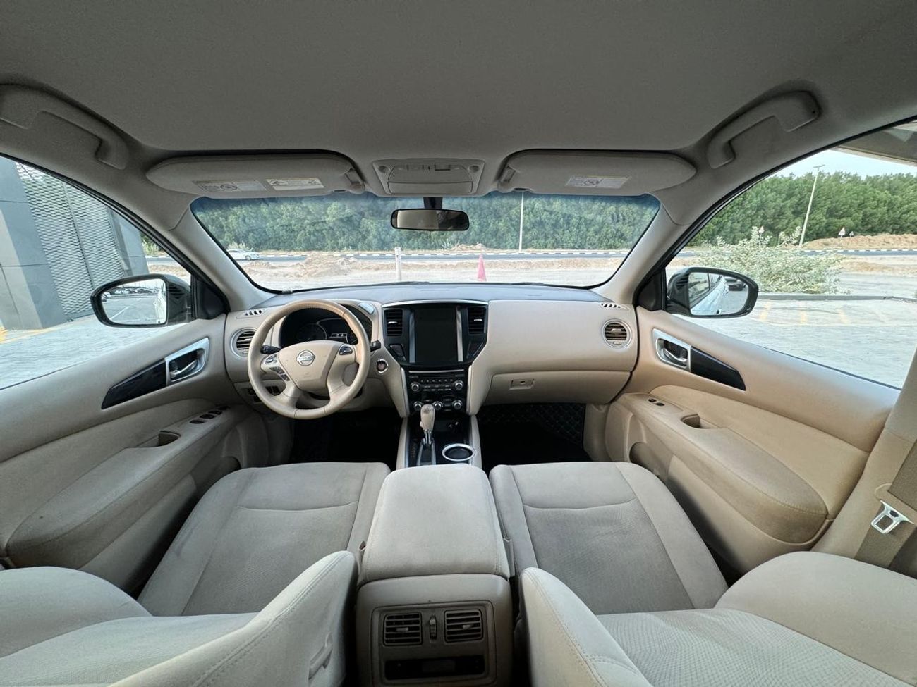 نيسان باثفايندر SE متوسط