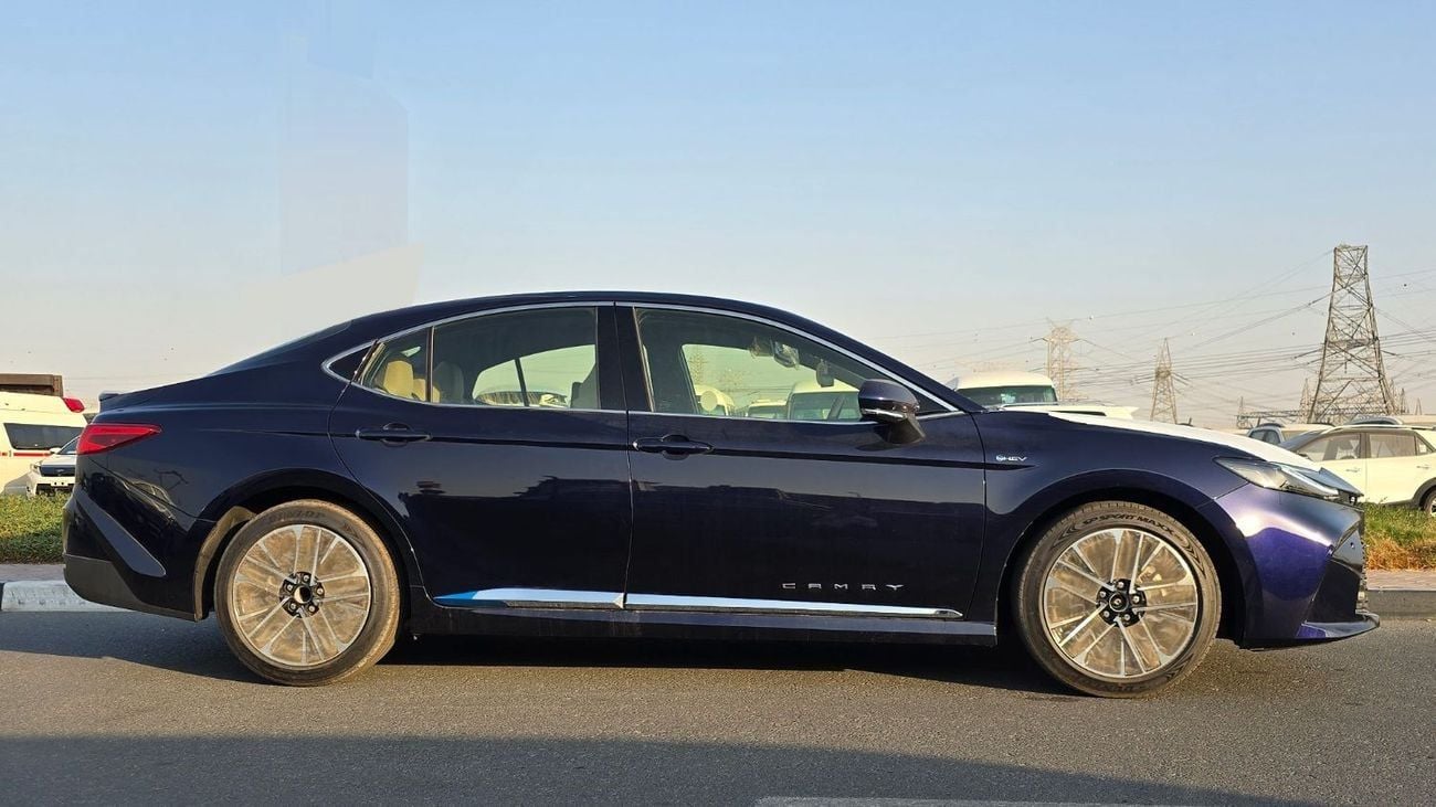 Toyota Camry 2025 Toyota Camry LE 2.5L AT Hybrid (Blue)