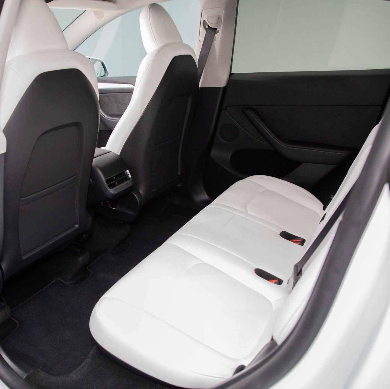 تسلا موديل Y Long Range (AWD)