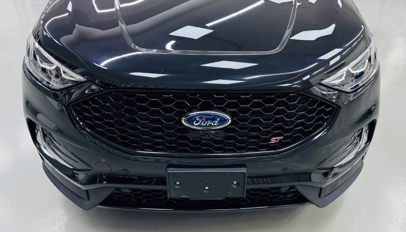 Ford Edge ST GCC .. Original paint .. FSH .. Perfect Condition