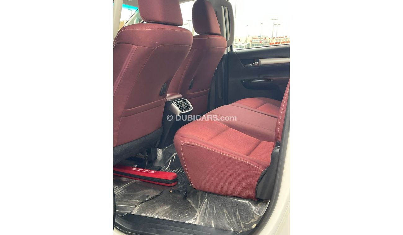 تويوتا هيلوكس تويوتا هيلوكس 2022 مواصفات خليجية بحالة ممتازة