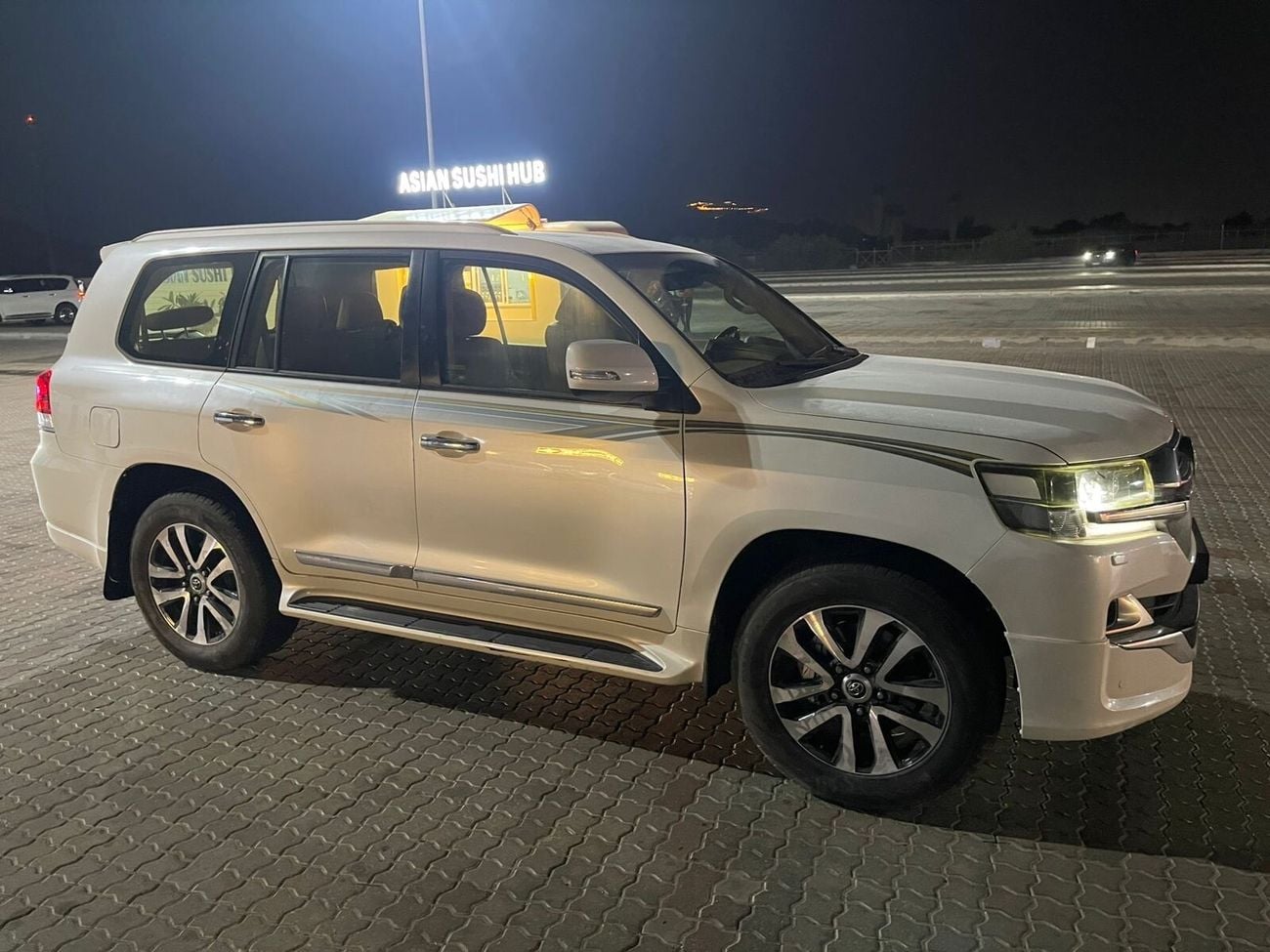 تويوتا لاند كروزر