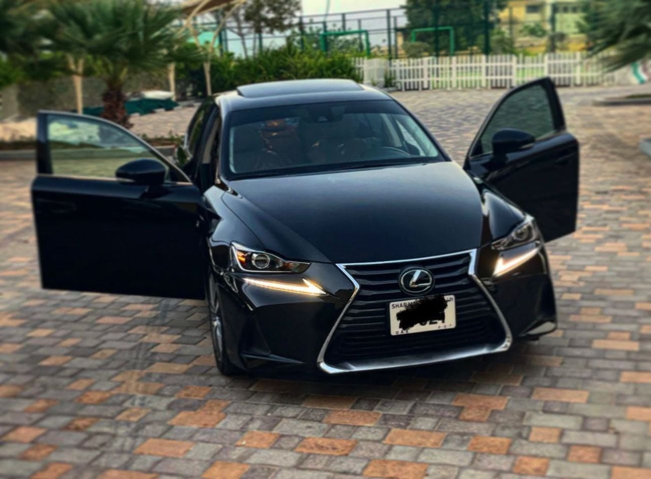 Lexus IS300 PREMIER Lexus IS 300 2019 | USA Specs | Sunroof | 92,000 KM | Black