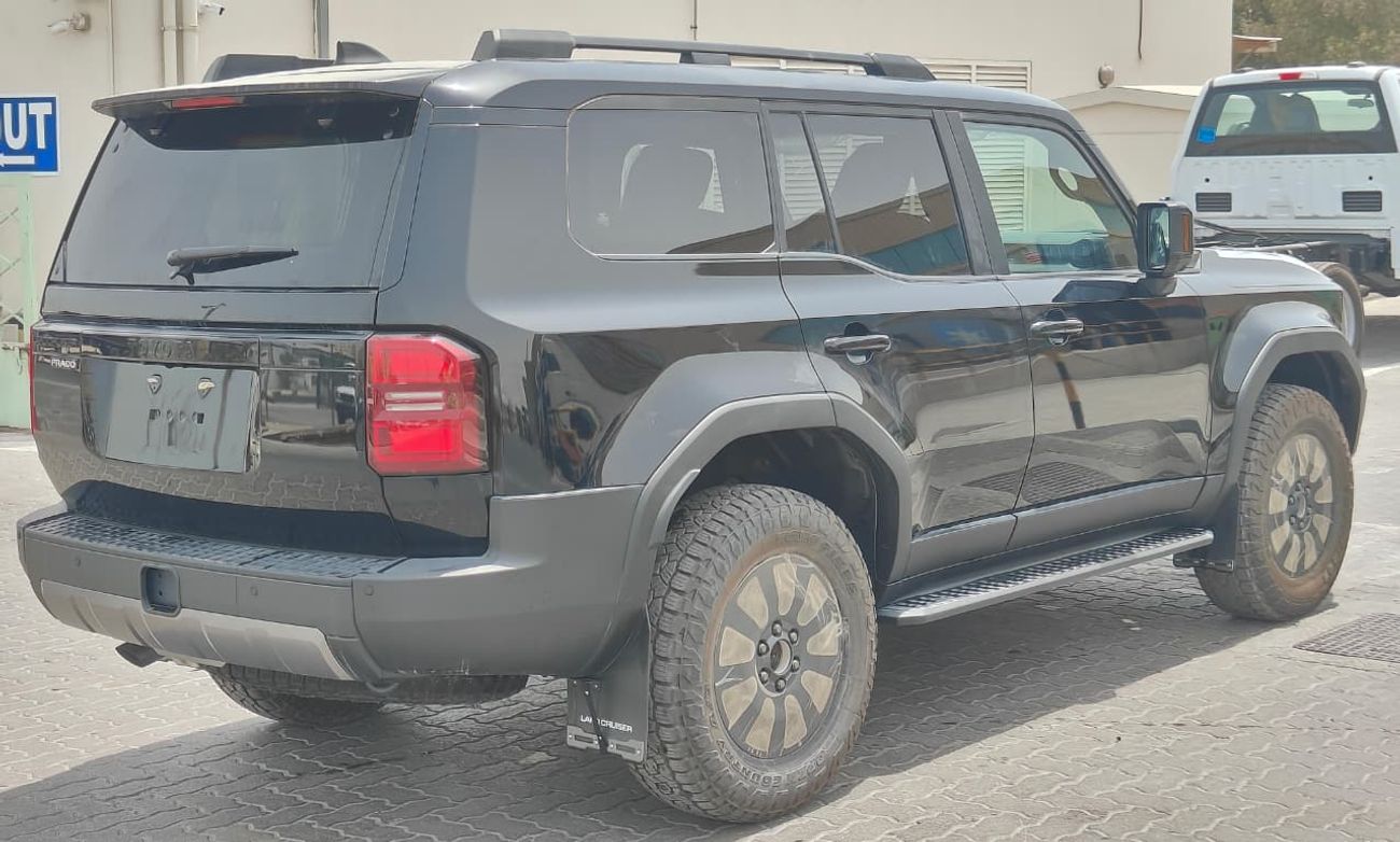 Toyota Prado 2025 Toyota Prado Adventure with Sunroof J250 7-Seater 2.8L Turbo Diesel A/T 4WD Only For Africa