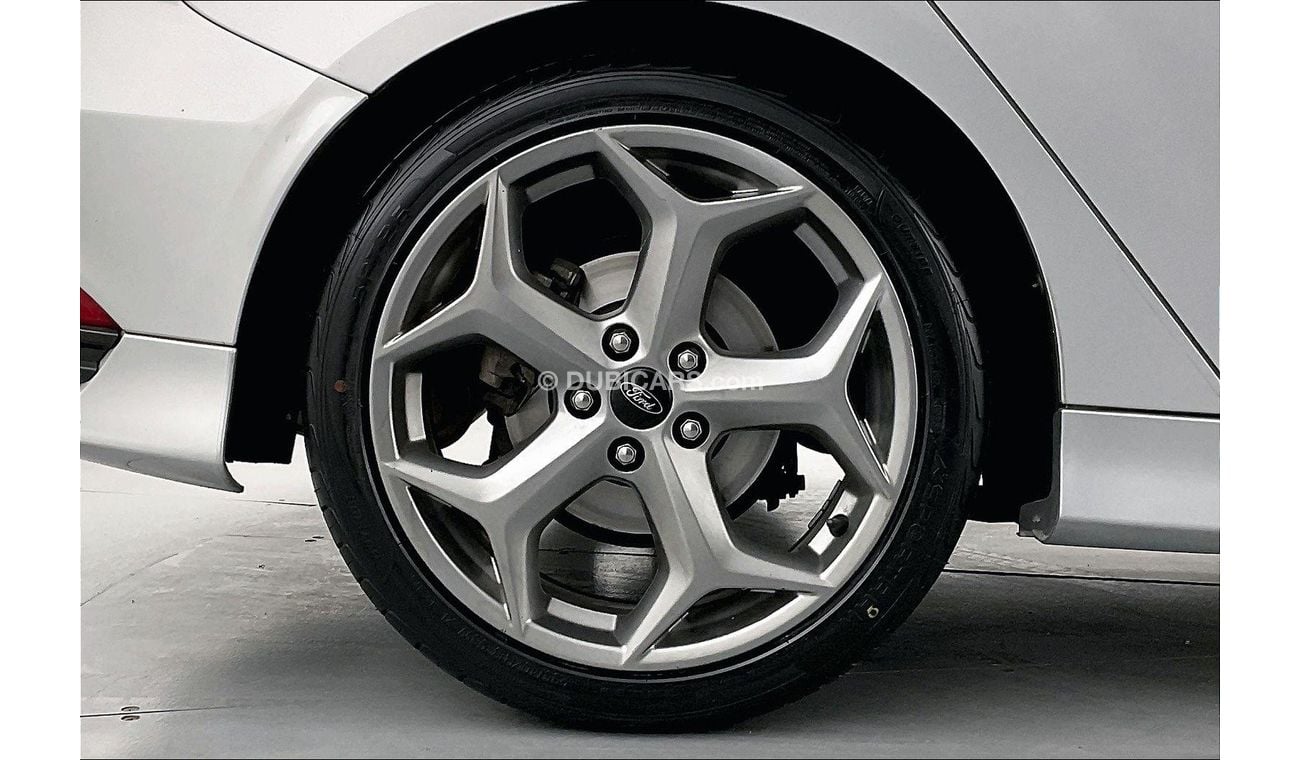 فورد فوكاس ST | سنة ضمان مجانية | 0 دفعة أولى | سياسة الإعادة بعد 7 أيام