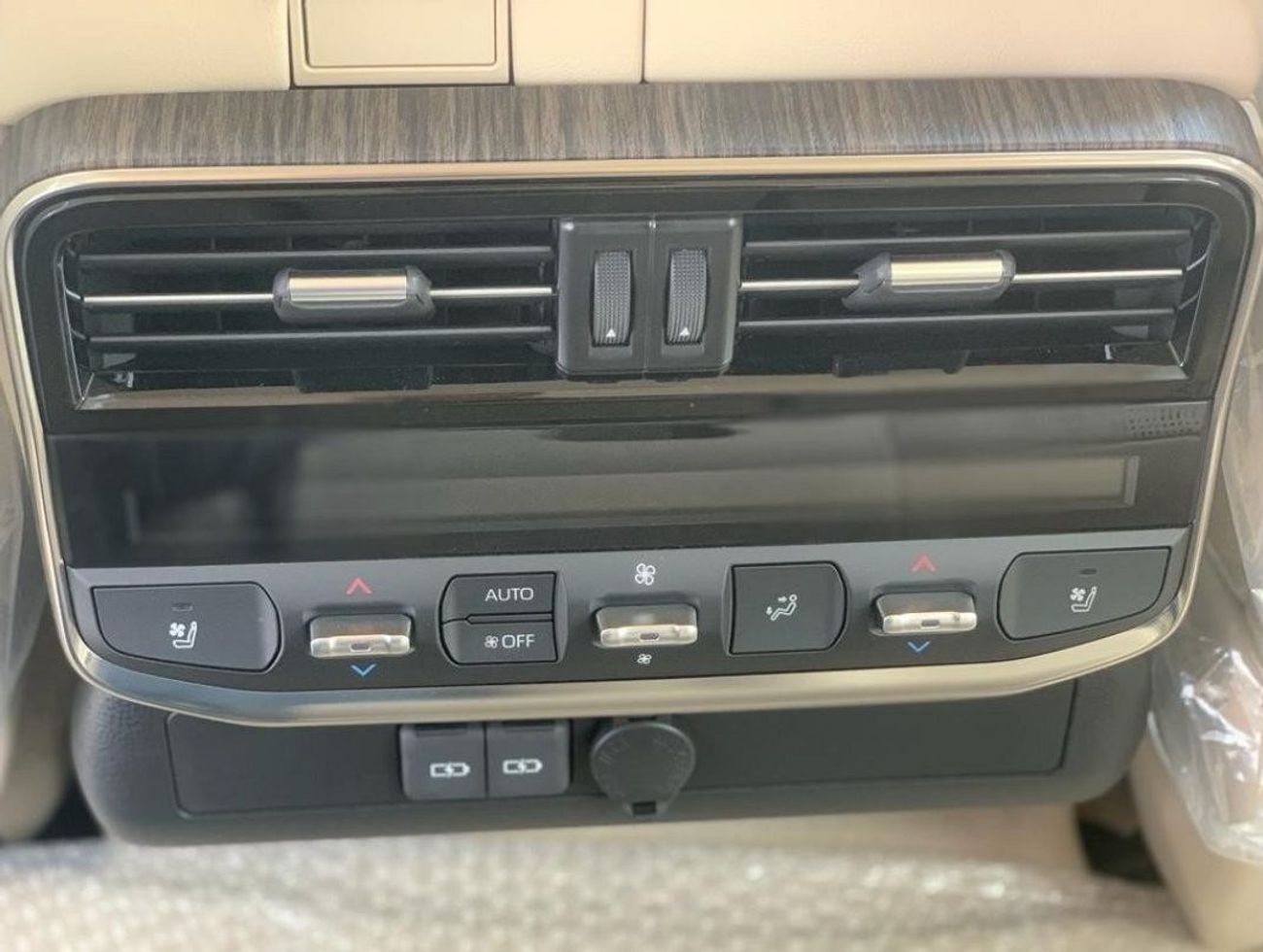 Toyota Land Cruiser VX