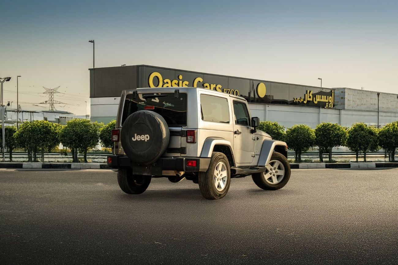 جيب رانجلر Sahara 3.6L A/T