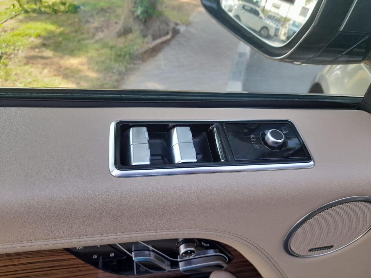 لاند روفر رينج روفر Land Rover Range Rover HSE Model Year- 2019 Kilometer- 159,400 Well-maintained car in excellent cond