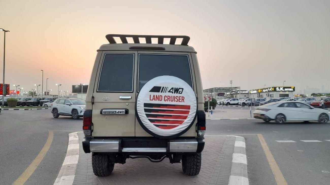 تويوتا لاند كروزر 70 