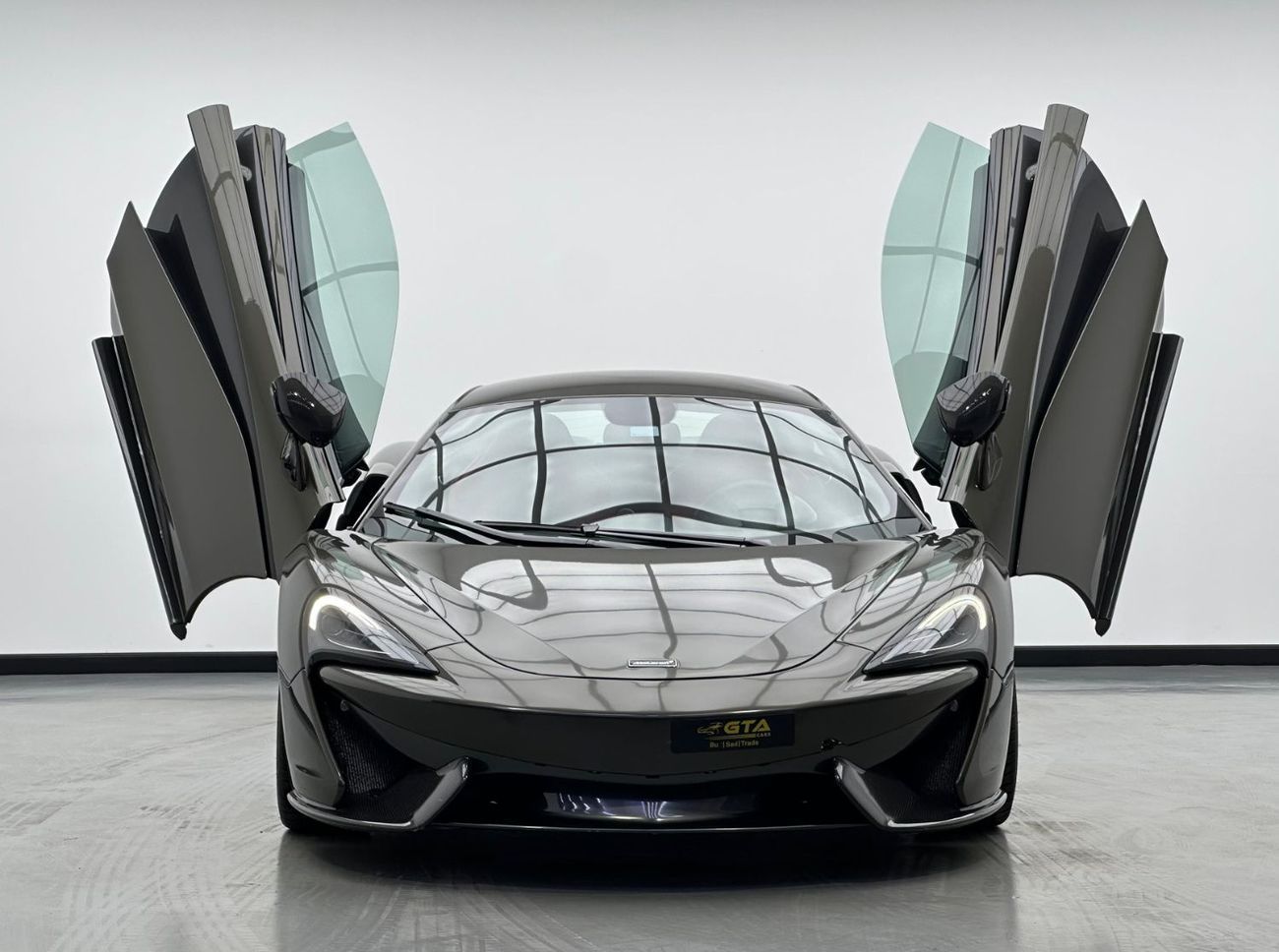 McLaren 570S 2016 McLaren 570 S, Full Service History, Alcantara Interior, Fully Loaded, Excellent Condition, GCC