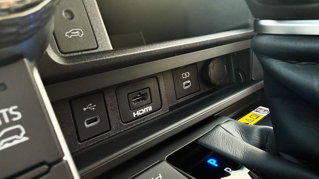 تويوتا لاند كروزر VXR 3.5L