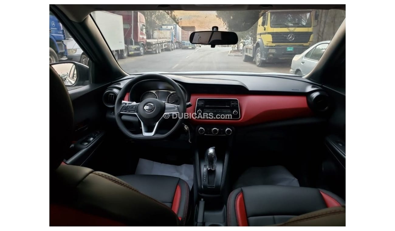 Nissan Kicks Full option clean car leather seats accident free