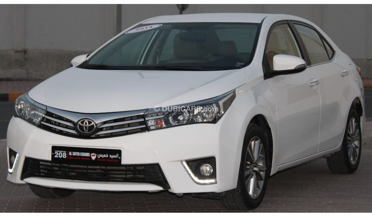 تويوتا كورولا تويوتا كورولا 2014 خليجي رقم 2 بحالة ممتازة بدون حوادث نظيفه جدا من الداخل والخارج