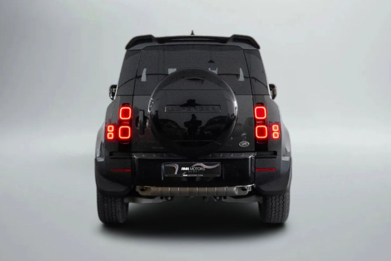 Land Rover Defender P300 90 SE 2.0L (6 Seater)