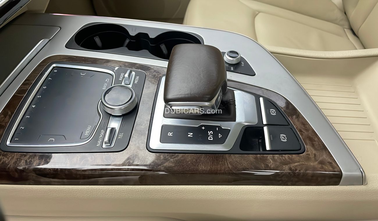 أودي Q7 Q7 3,000