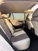 تويوتا راف ٤ XLE 2.5L / sunroof, leather seats/ full option 2023