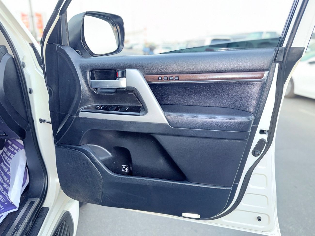 Toyota Land Cruiser Toyota Landcruiser Sahara RHD