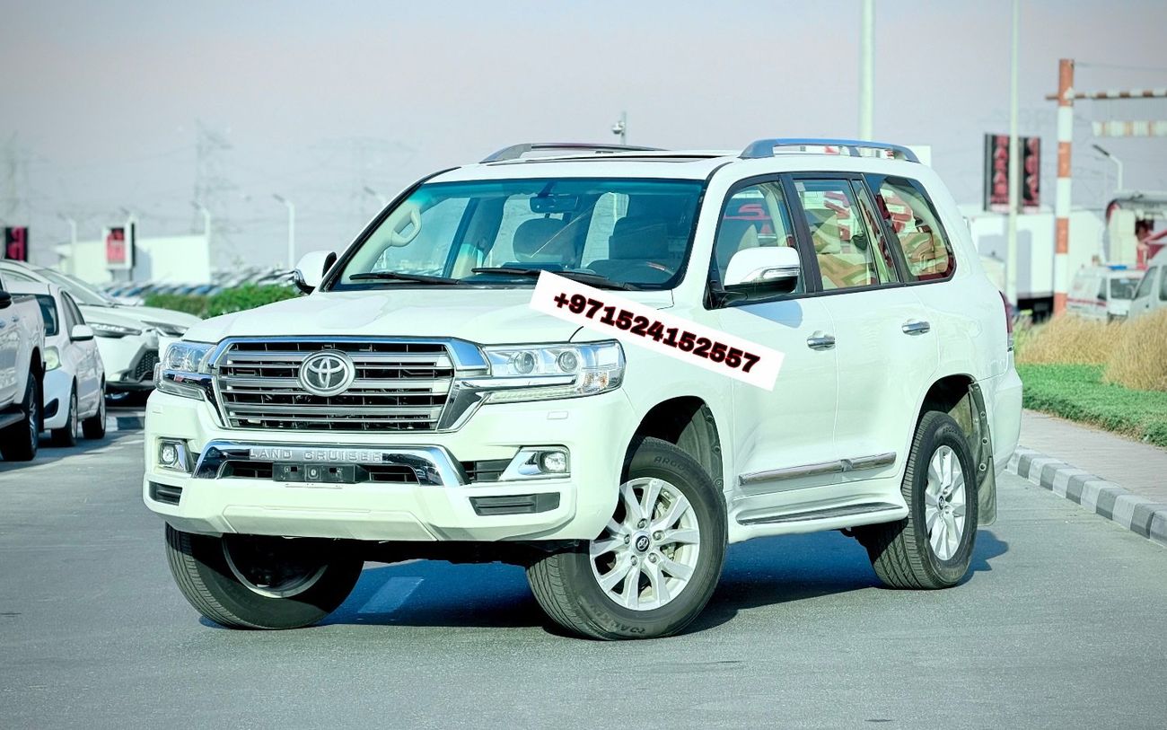Toyota Land Cruiser 2018 Model GXR Diesel Engine V8 Full Option Very Clean and Perfect Condition