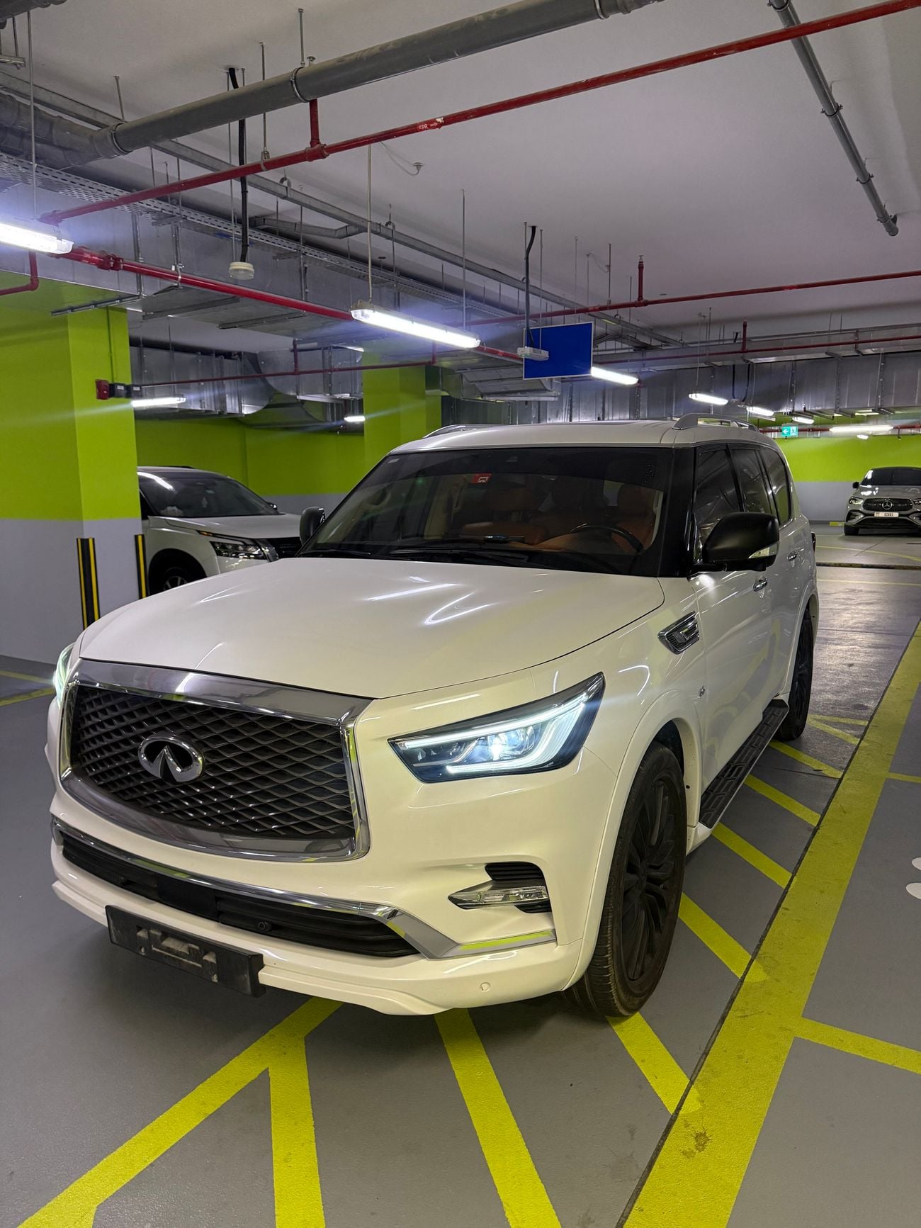 إنفينيتي QX80 LUXE SENSORY PROACTIVE