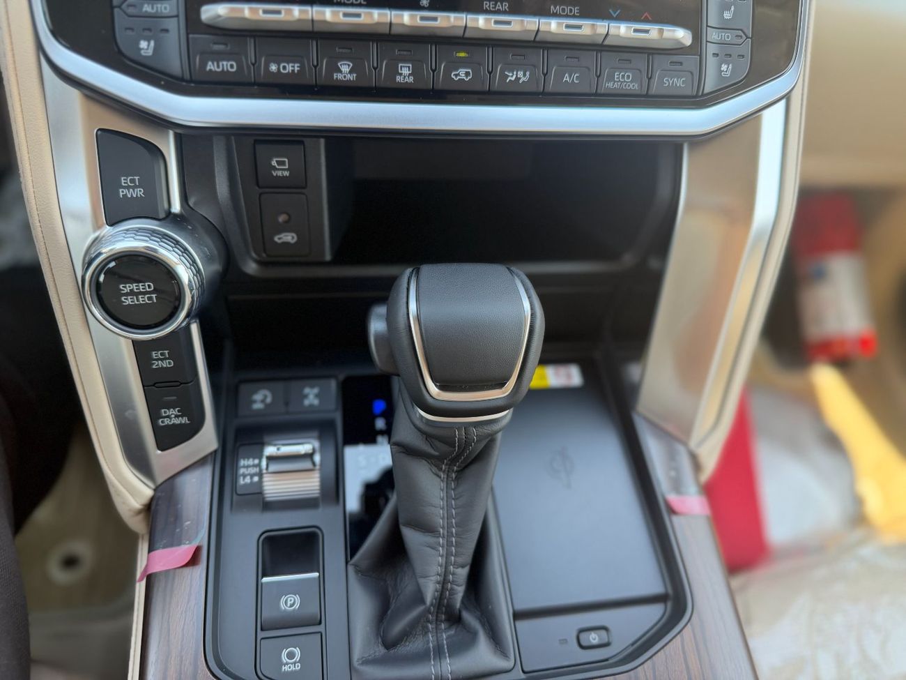 Toyota Land Cruiser VXR