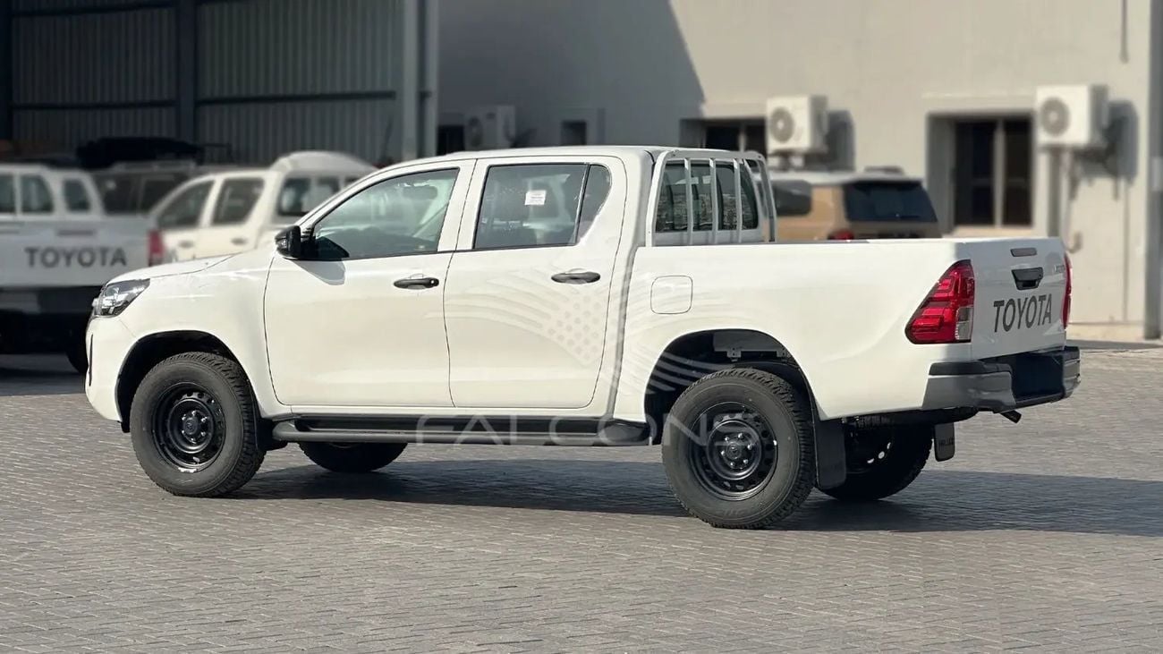 تويوتا هيلوكس GL Toyota HILUX P DC 4WD 2.7L STANDARD 5MT