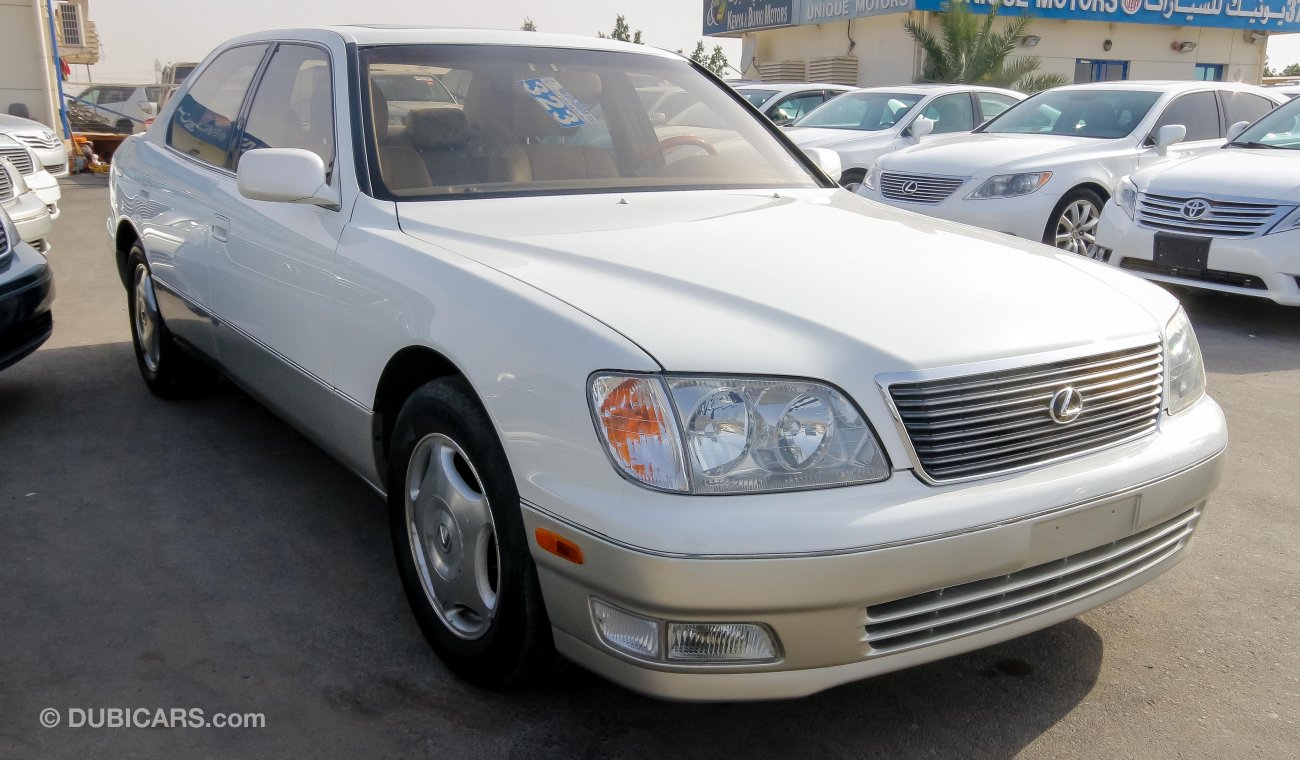 Lexus LS 400