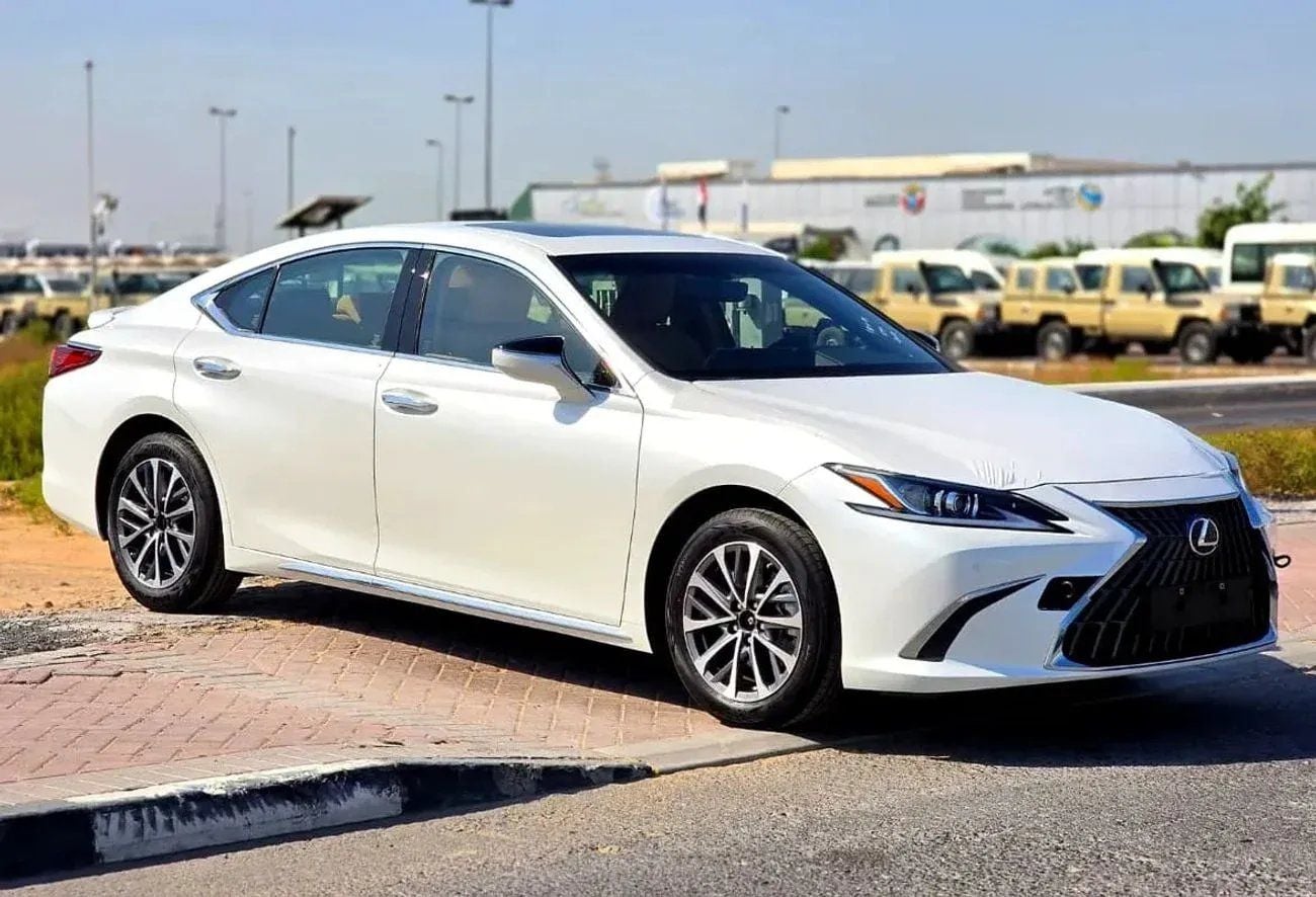Lexus ES300h Hybrid Lexus ES 300h 2.5L Hybrid 2025 GCC specs