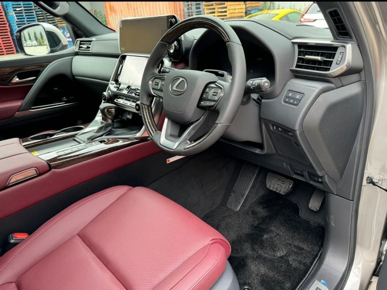 لكزس LX 500 Right-Hand drive Diesel Auto sports luxury model top of the range