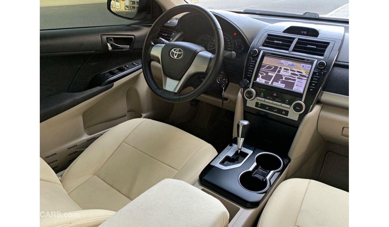 Toyota Camry TYPE 2 - LEATHER INTERIOR - REAR CAMERA