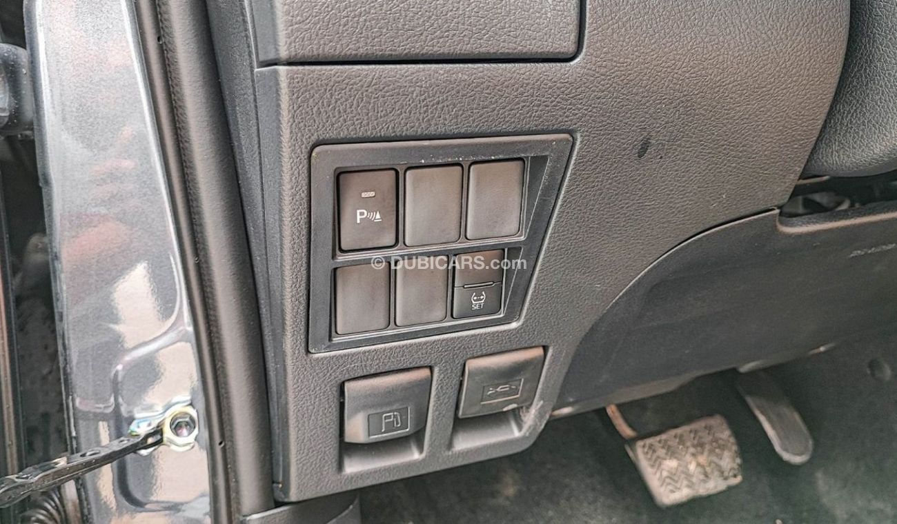 Toyota Fortuner GX1 Технические особенности Двигатель2,7 л Габаритные размеры мм: Д4795 x Ш1855 x В1835 Полная масса