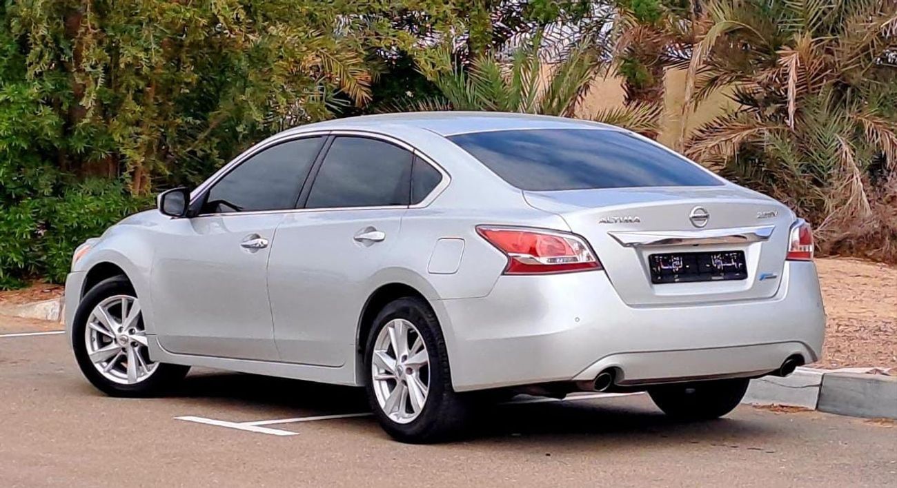 نيسان ألتيما SV