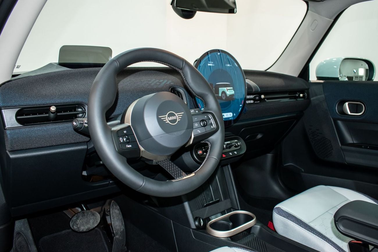 Mini Cooper Mini Cooper C  3-Door  Exclusive