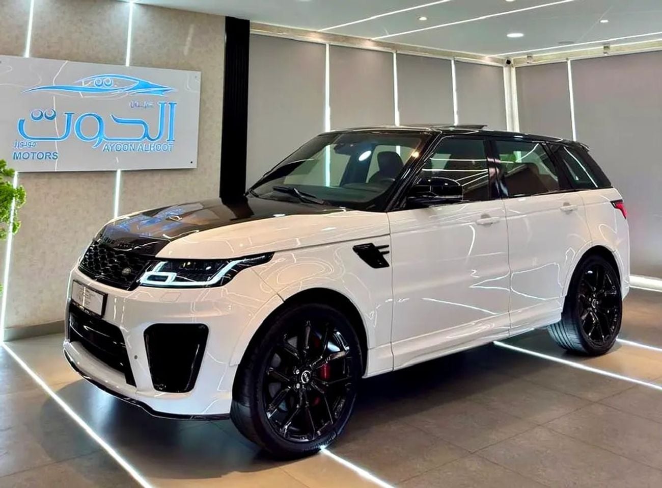لاند روفر رينج روفر سبورت SVR SUPERCHARGED || TOP RANGE || ACCIDENTS FREE || VERY NEAT || PANORAMIC