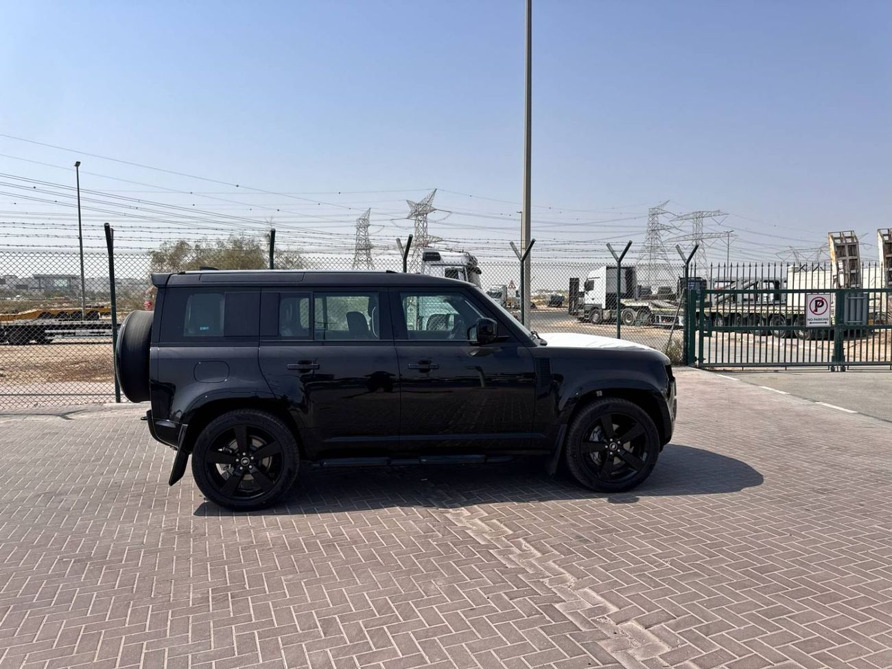 لاند روفر ديفندر 2025 DEFENDER HSE DIESEL BRAND NEW 0KM