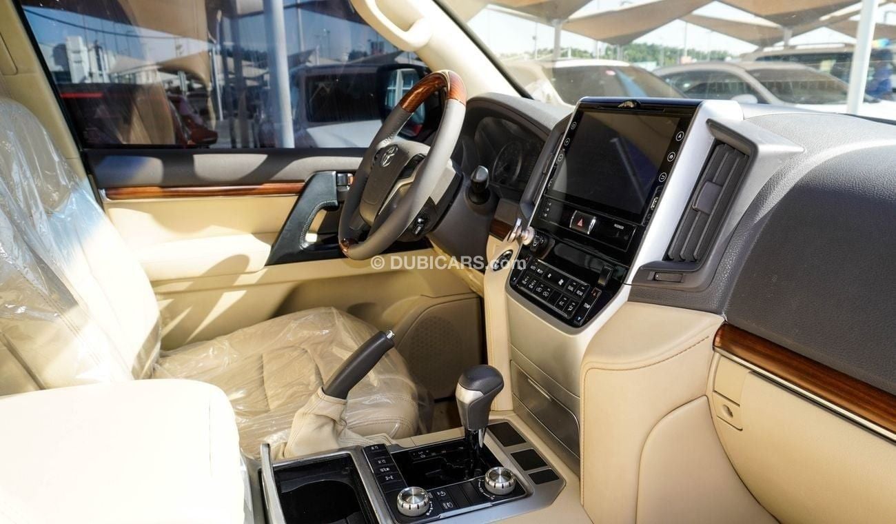 تويوتا لاند كروزر GXR V8