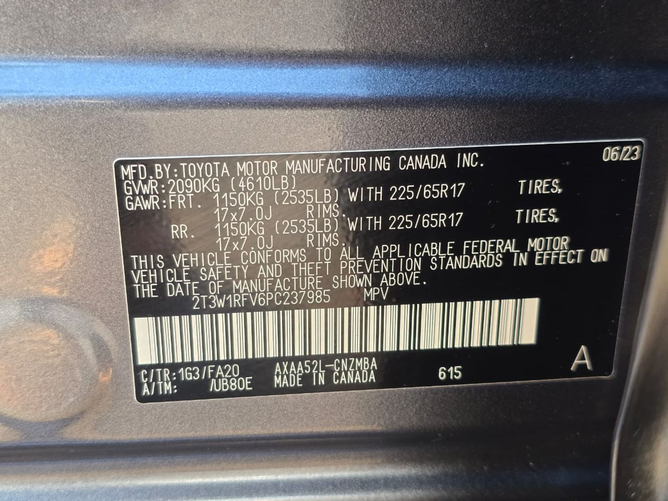 Toyota RAV4 2.5L XLE Full option Sunroof , Push button and Trunk automatic