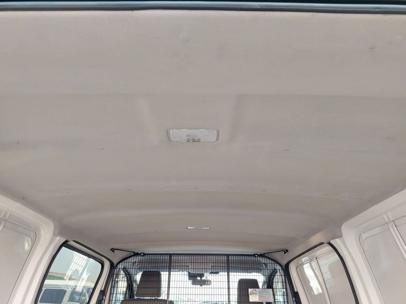 Toyota Hiace TOYOTA HIACE VAN RHD 2021 MODEL 2.8 L DIESEL AUTOMATIC(PM22720)