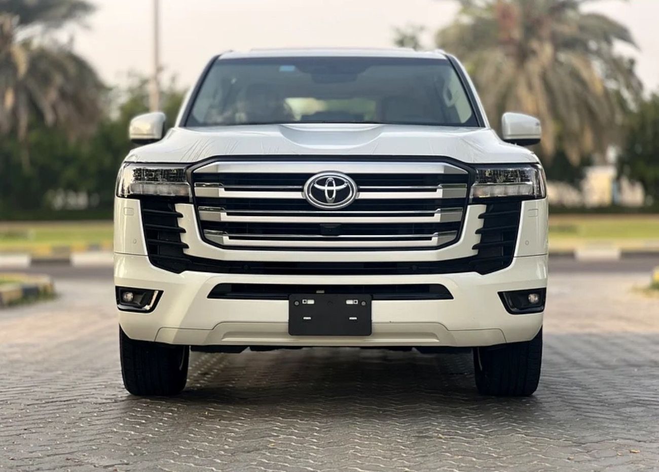 تويوتا لاند كروزر 2024 Model GXR TwinTurbo 3.5L Engine Full Option New Arrival