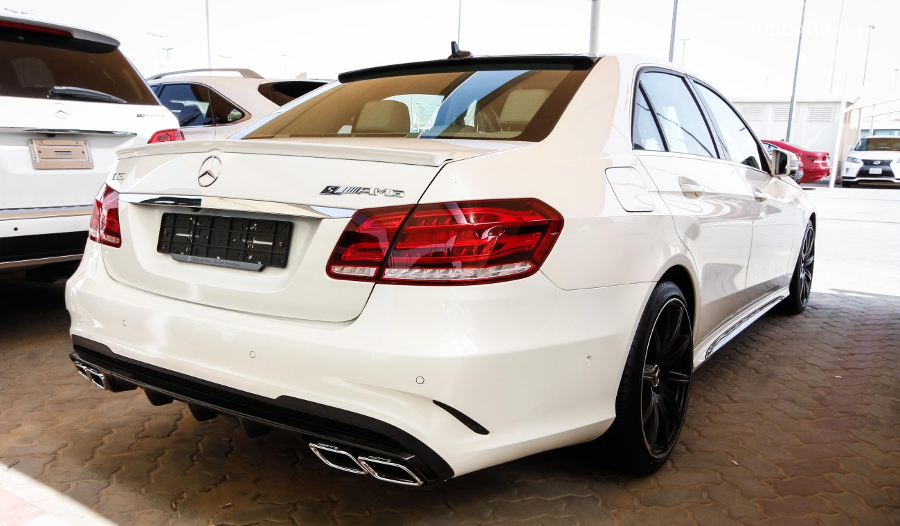 Mercedes-Benz E 550 With E63 body kit