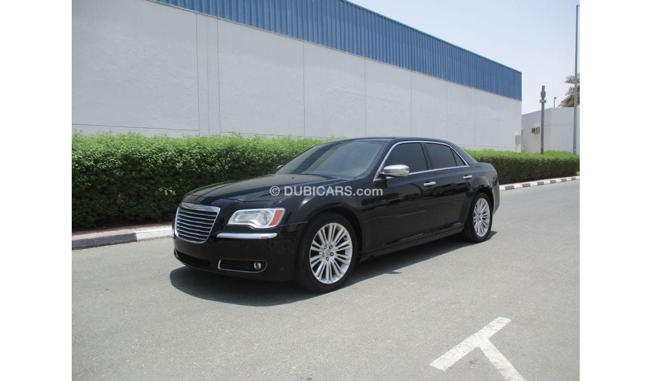 Chrysler 300C Chrysler 300C model 2014 gulf space , full options V8 HEMI