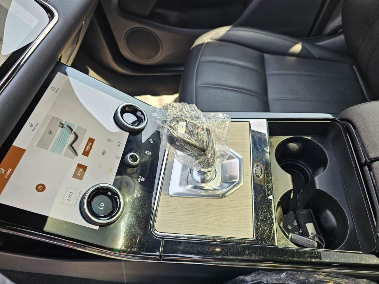 لاند روفر رانج روفر إيفوك R-ديناميك SE P250