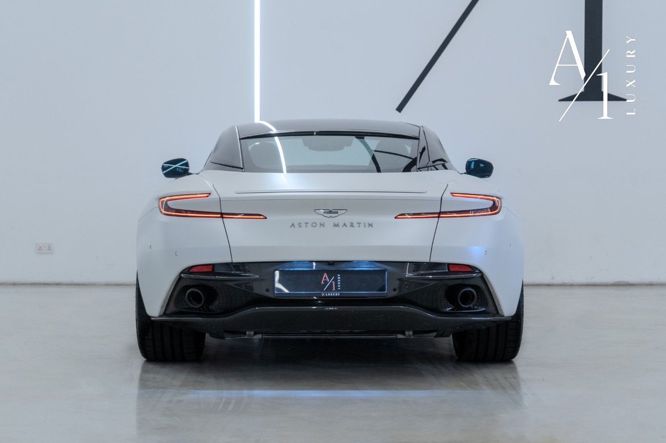أستون مارتن DB12 2024 Aston Martin DB 12, Warranty, Service Contract,GCC Spec, Excellent Condition