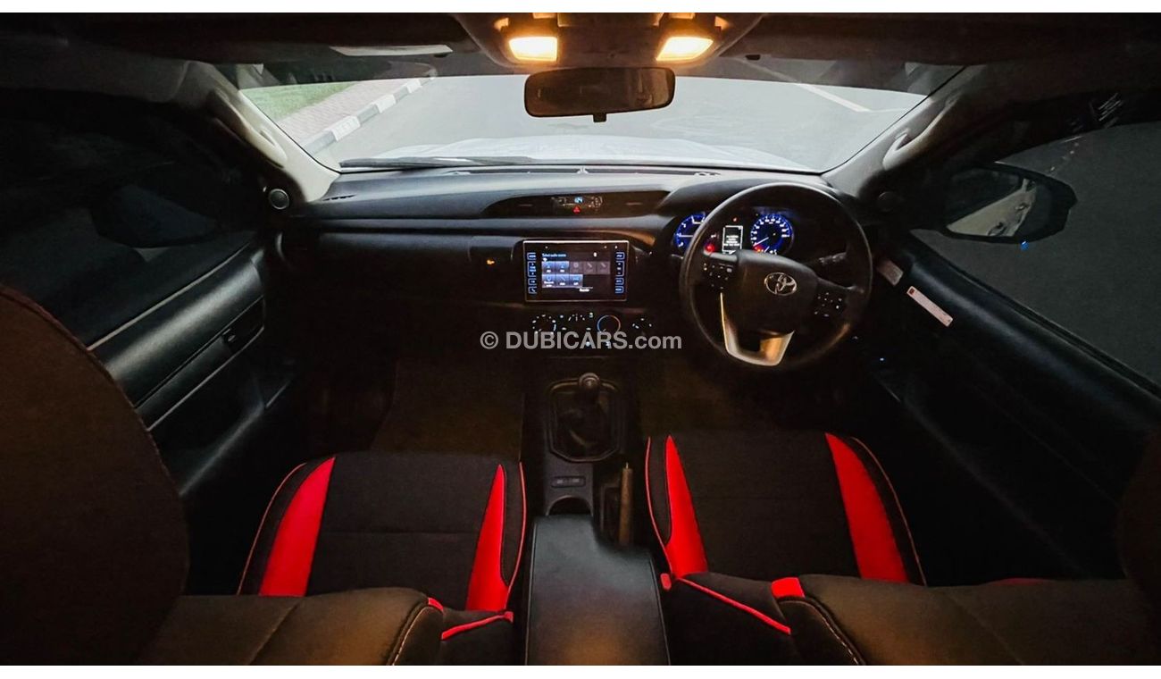 Toyota Hilux 2019 Manual TRD Sports Diesel White Premium Leather Seats Back Camera