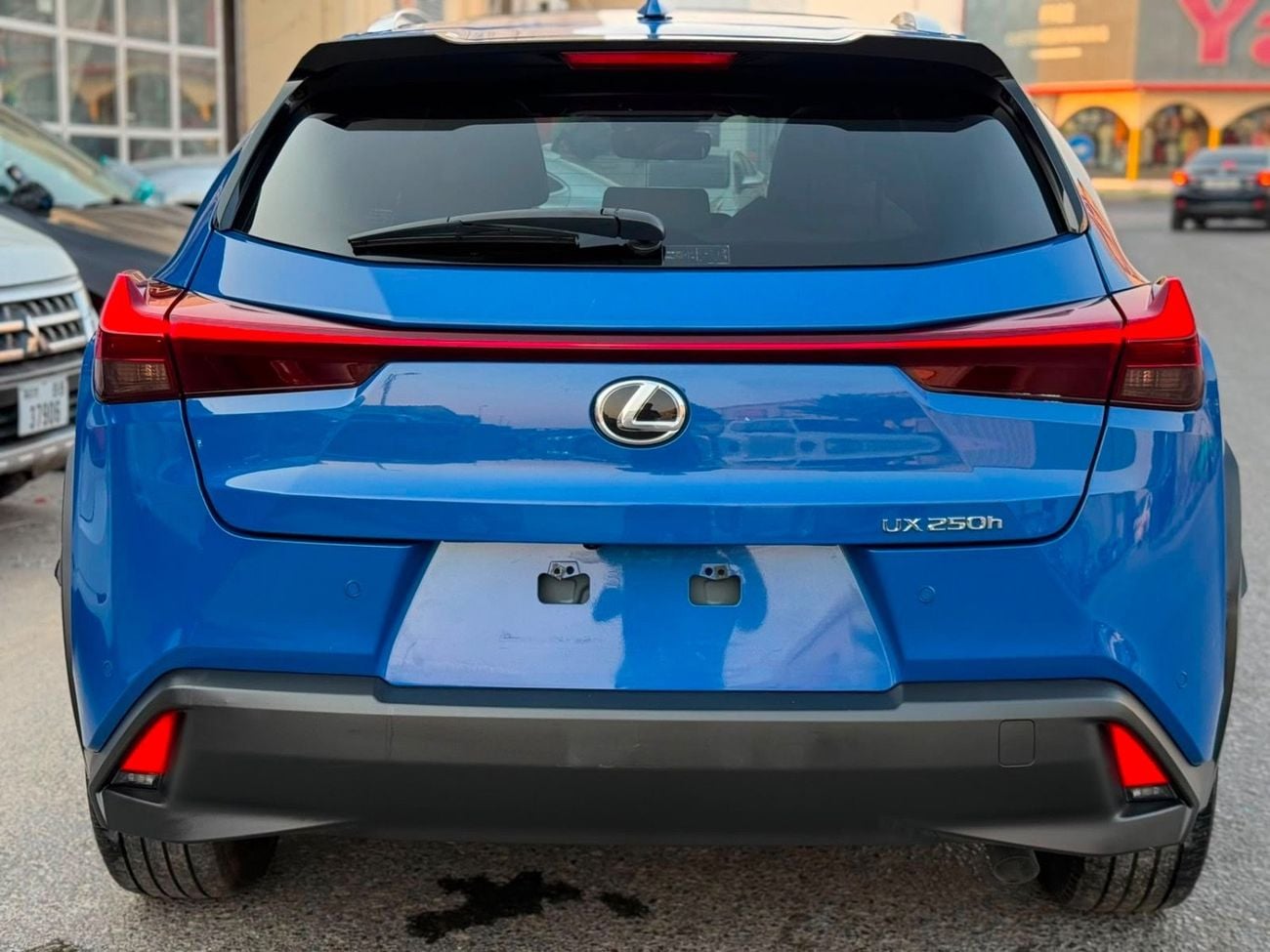 Lexus UX250h STD (NON GCC)
