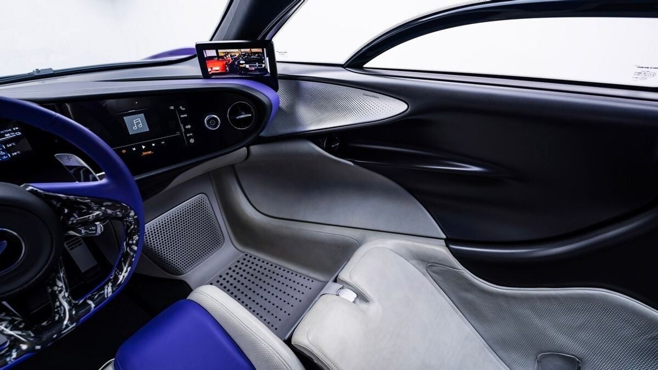 McLaren Speedtail - 1 of 106