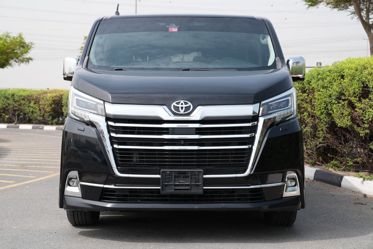 Toyota Granvia PREMIUM