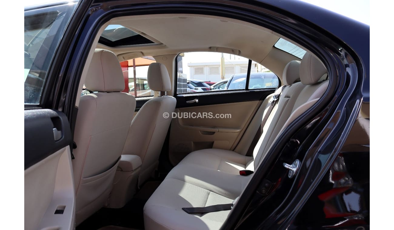 ميتسوبيشي لانسر GLS هاي خالية من الحوادث - خليجي - مكينة 2000 سي سي - رقم واحد - السيارة بحالة ممتازة من الداخل والخ