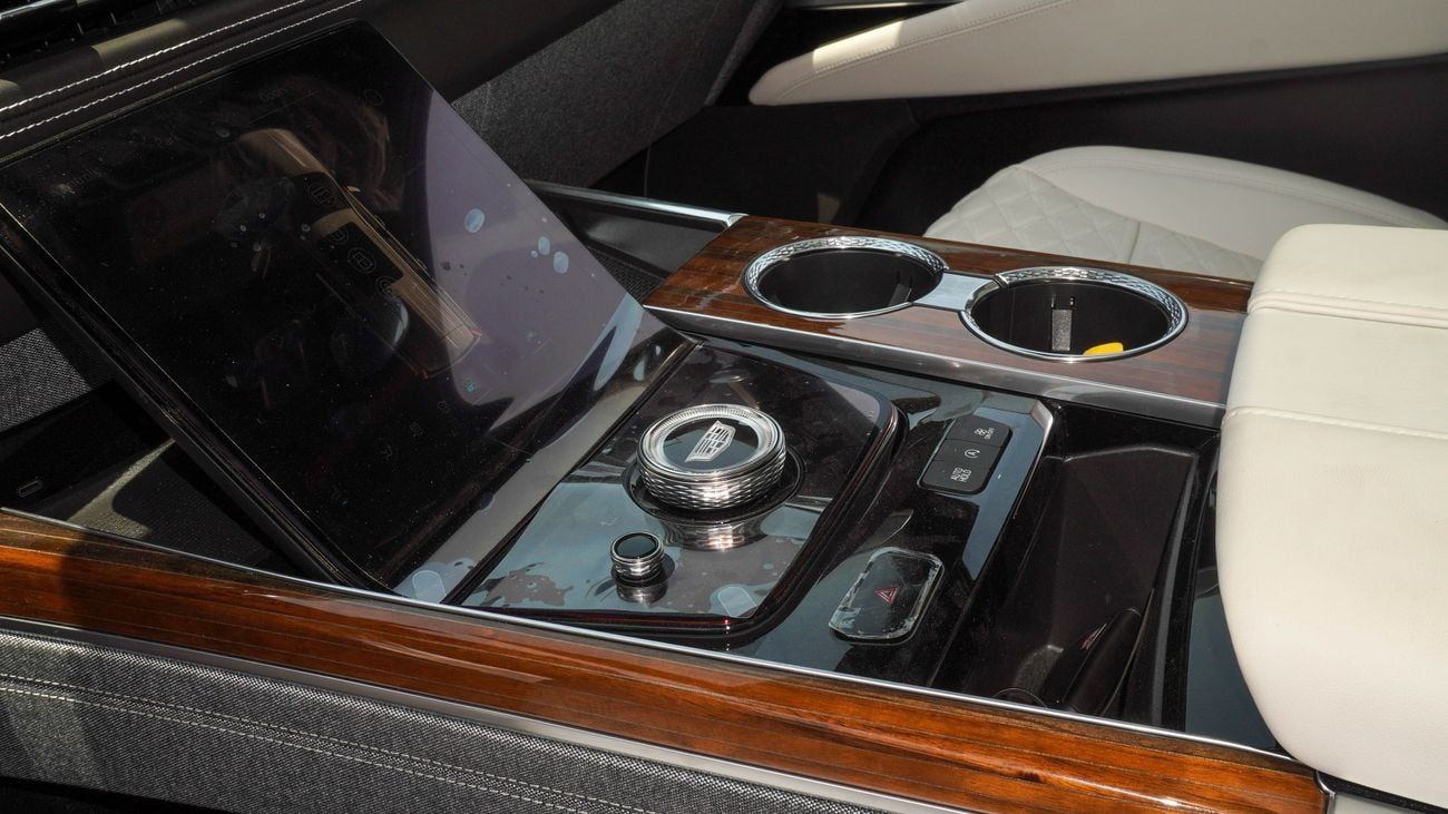 كاديلاك إسكالاد 600