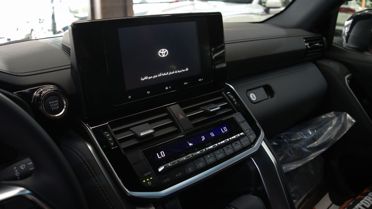 Toyota Land Cruiser GXR 3.5 L V6