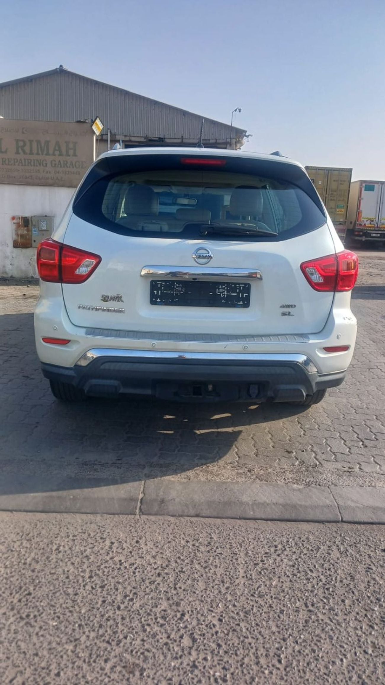 Nissan Pathfinder SL 3.5L (260 HP) 4WD